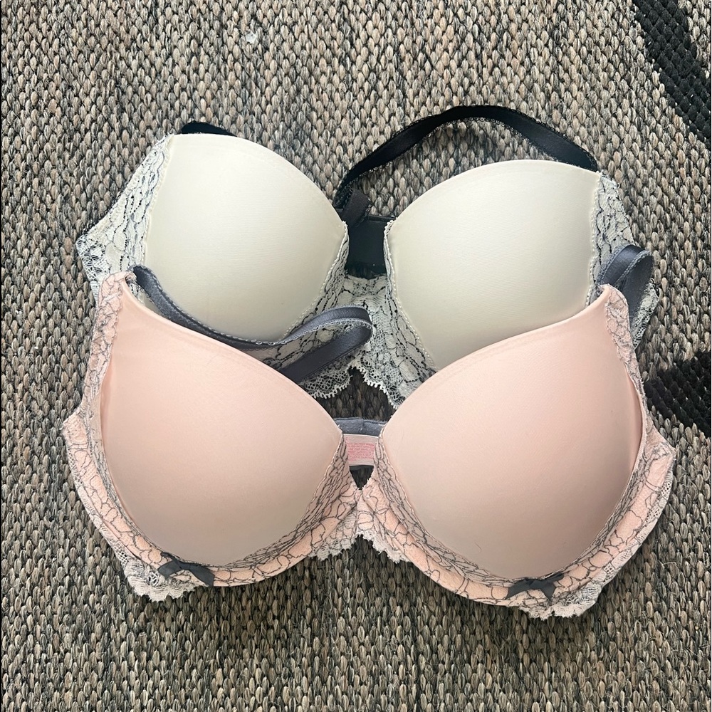 2 Victoria Secret Dream Angels bra bundle size 32D